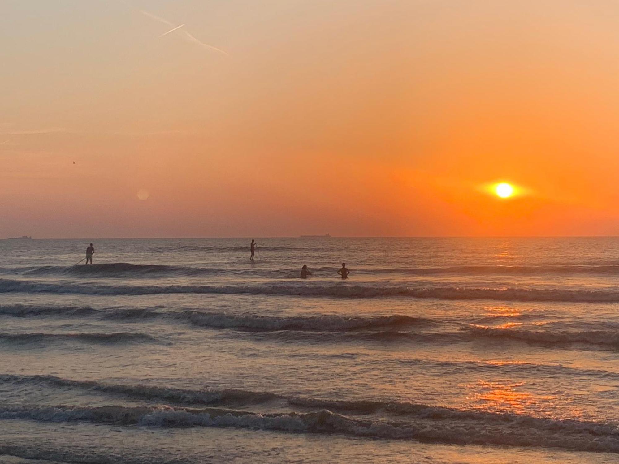 Beach House Parallel Noordwijk Bagian luar foto